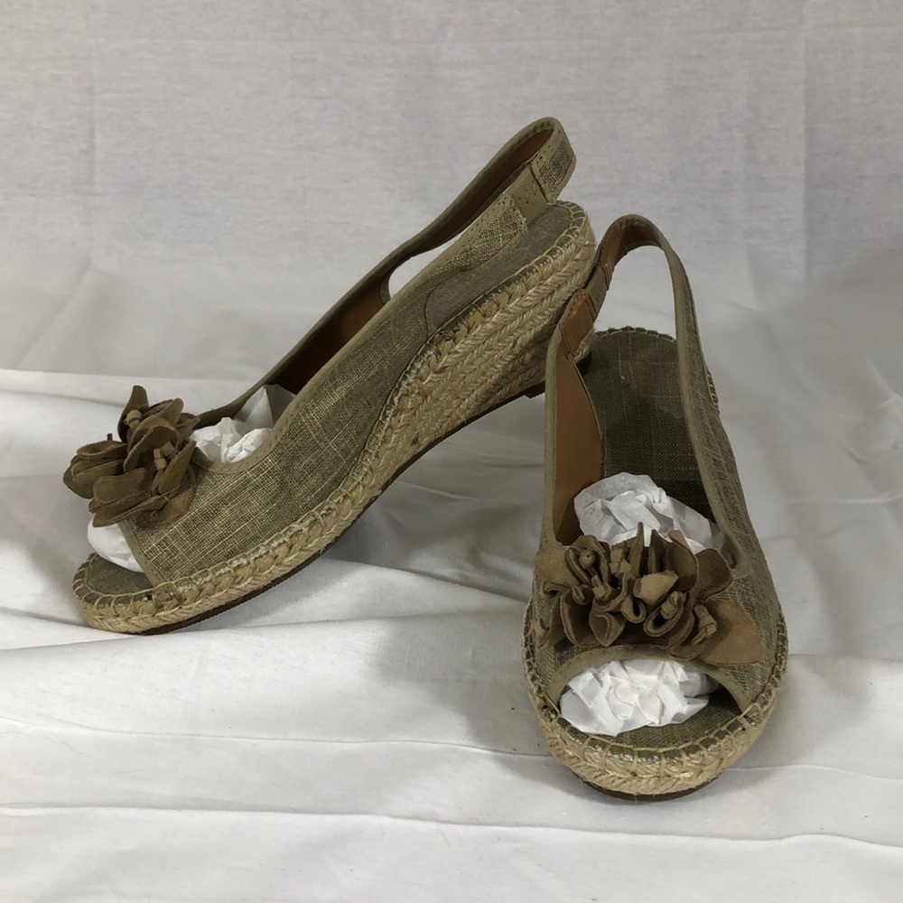 Clarks NIB espadrille wedge